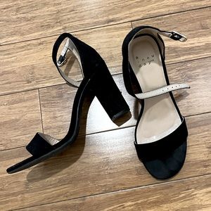 A New Day heels- Like new, minimalist sexy comfortable block heel sandals!
